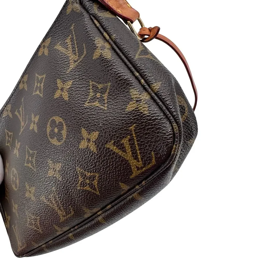 Louis Vuitton LV Monogram Pochette Accessoires Bag - Picture 5 of 16